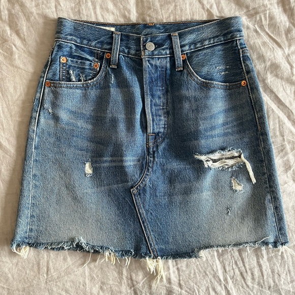 Levi’s Denim Skirt size 26 - Picture 1 of 7